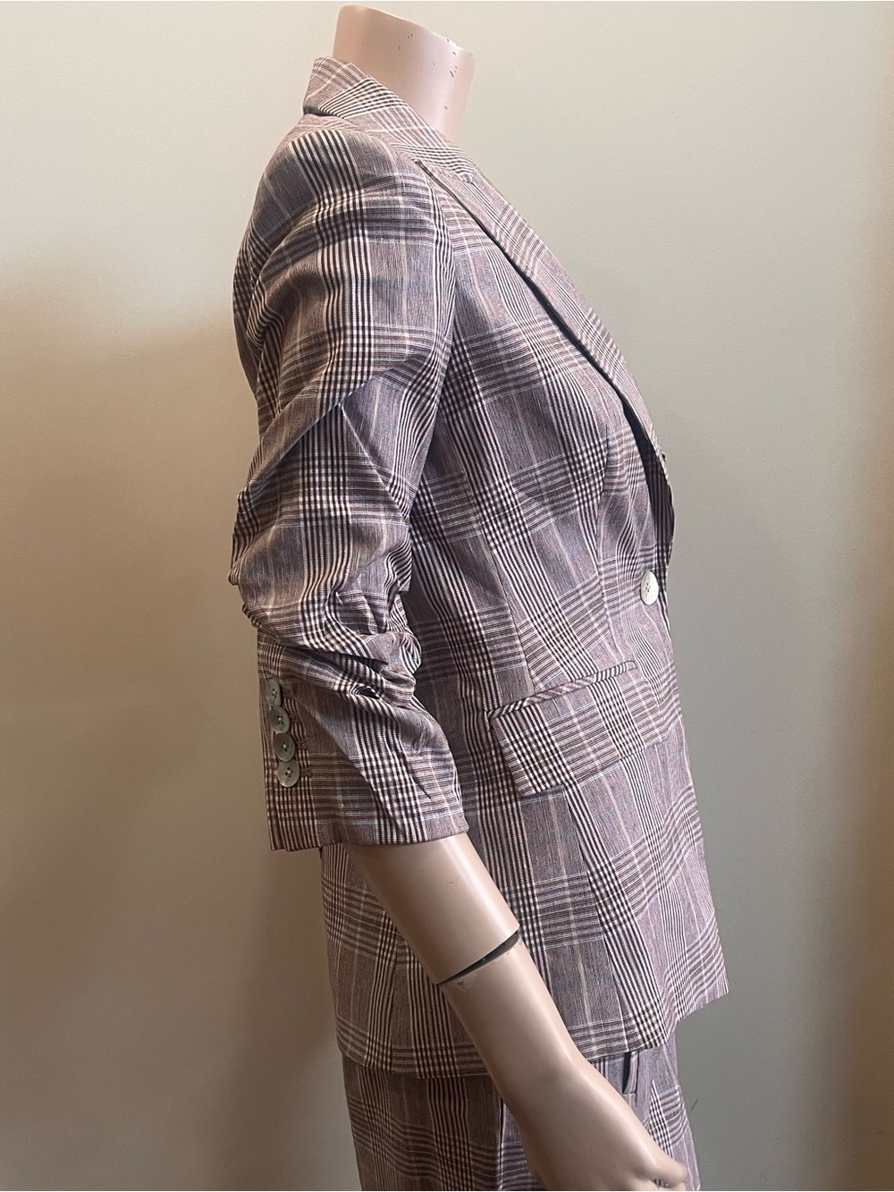 2026 Authentic Veronica Beard Clayton Plaid Dickey Jacket in Raisin Multi - Picture 10 of 13